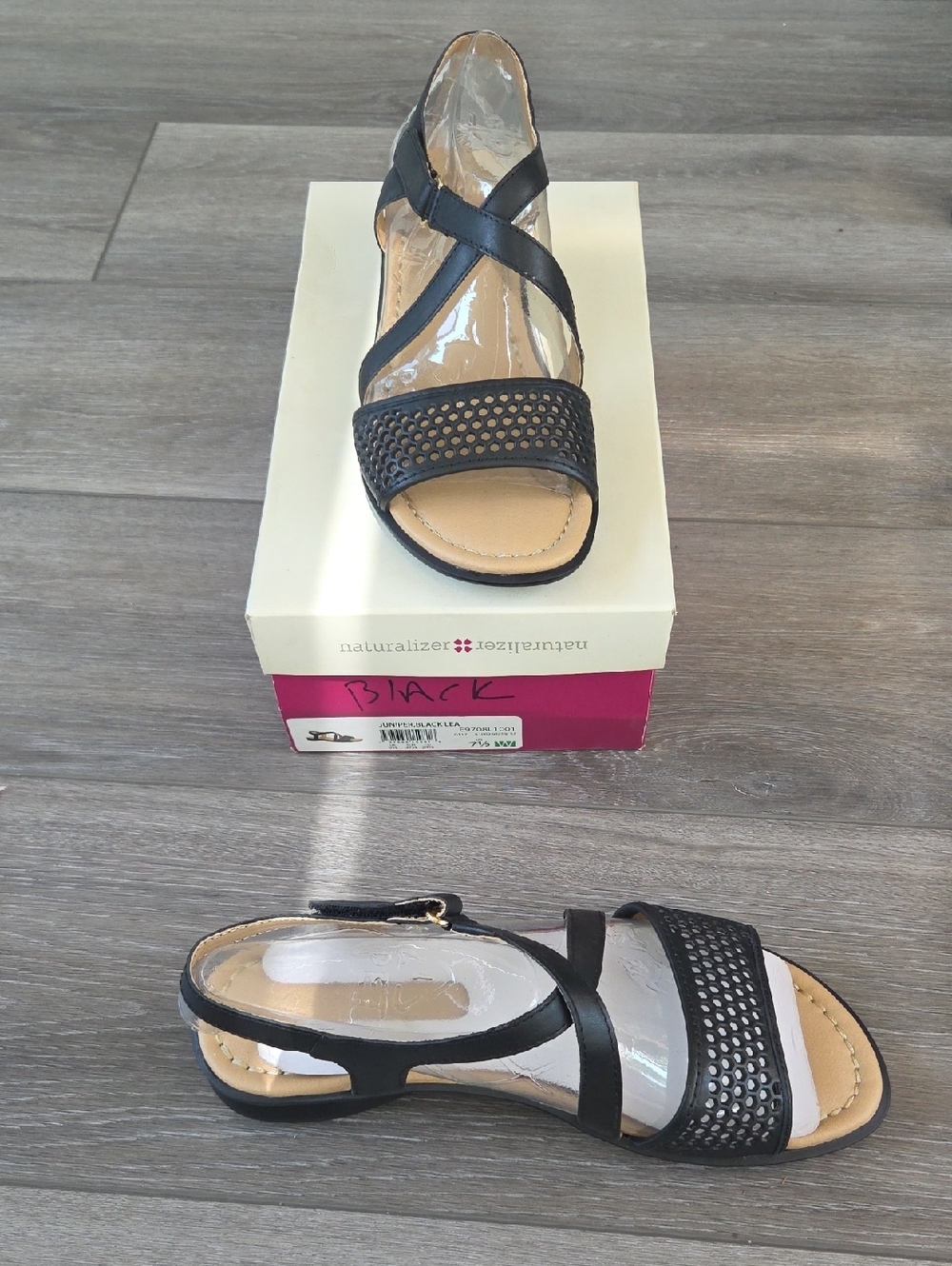 Naturalizer Juniper Black Leather Upper Sandal 7.5 W